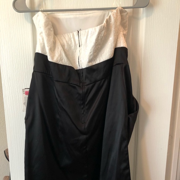 Strapless semi-formal dress (NWT) - Picture 3 of 4